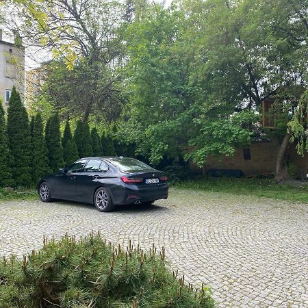 Piekarnia Apartamenty Manufaktura, Parking, Dostep Na Kod, Klima, 1-3 Pokoje, Prywatna Kamienica Lodz  Ngoại thất bức ảnh