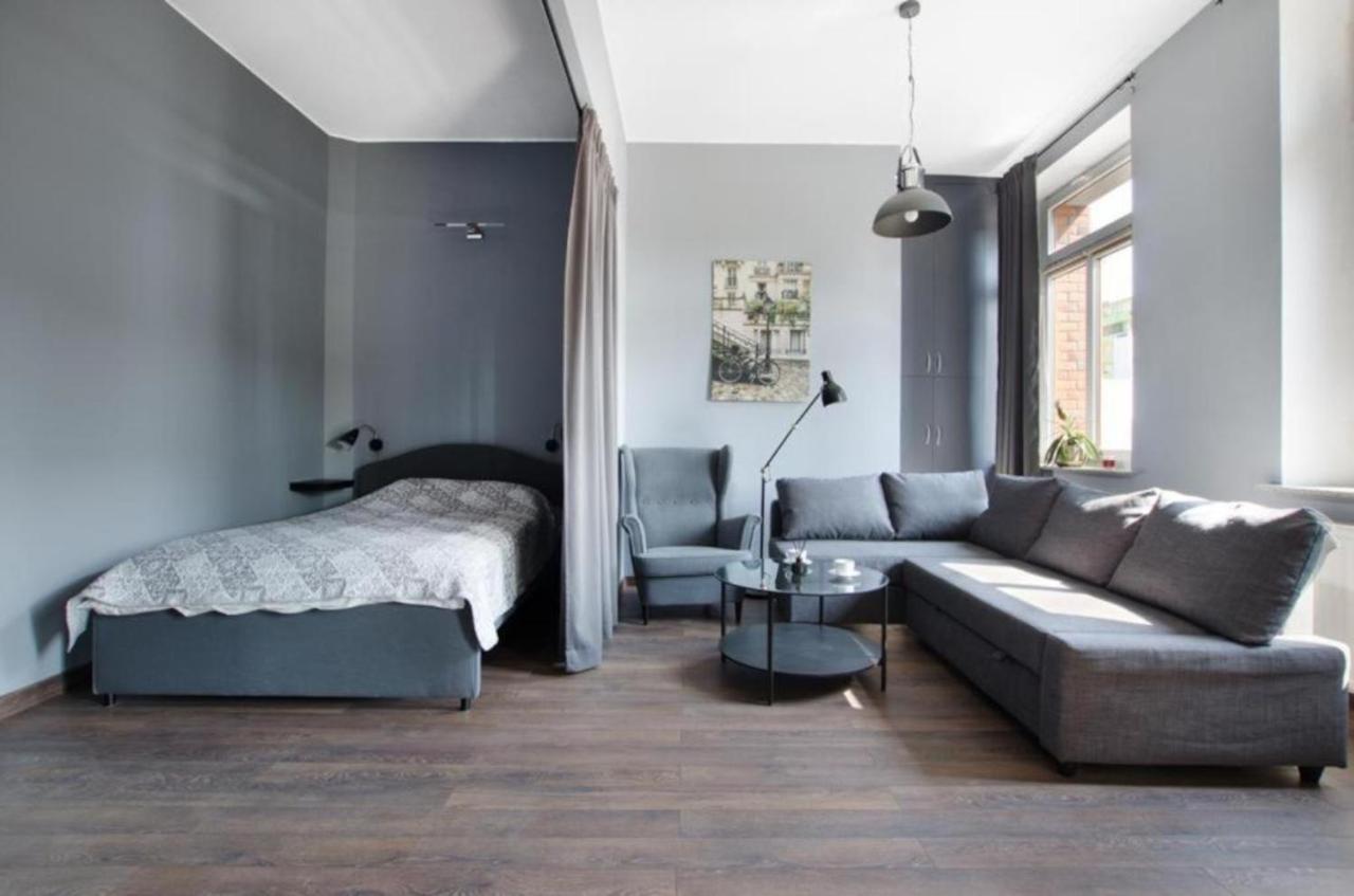 Piekarnia Apartamenty Manufaktura, Parking, Dostep Na Kod, Klima, 1-3 Pokoje, Prywatna Kamienica Lodz  Ngoại thất bức ảnh