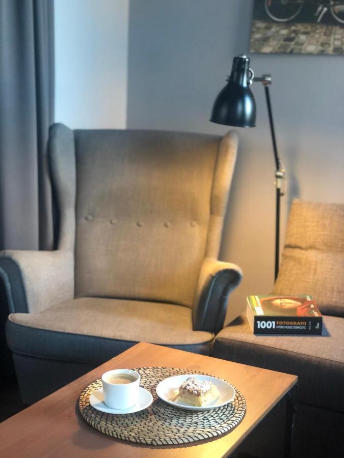 Piekarnia Apartamenty Manufaktura, Parking, Dostep Na Kod, Klima, 1-3 Pokoje, Prywatna Kamienica Lodz  Ngoại thất bức ảnh