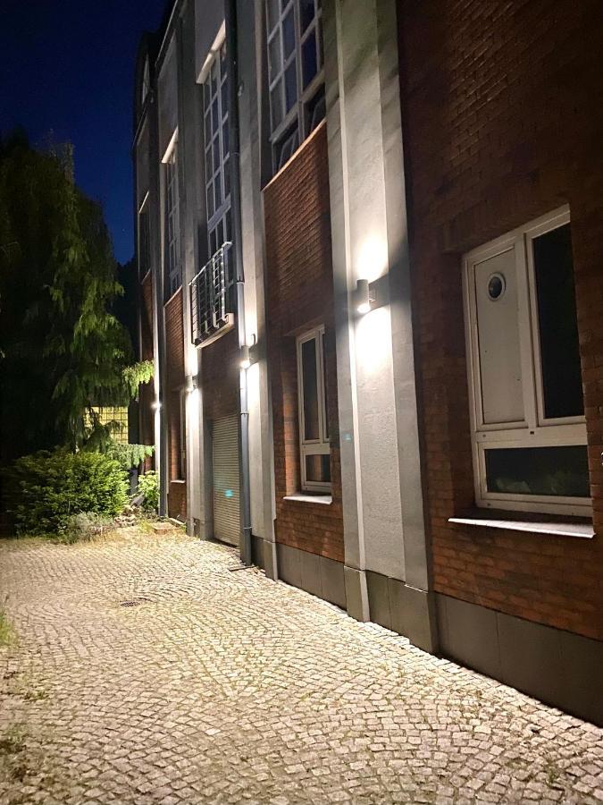 Piekarnia Apartamenty Manufaktura, Parking, Dostep Na Kod, Klima, 1-3 Pokoje, Prywatna Kamienica Lodz  Ngoại thất bức ảnh